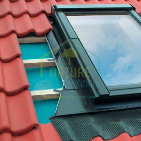 Raccord pour couvertures ondulées EHV-A adapté aux fenêtres de toit Fakro