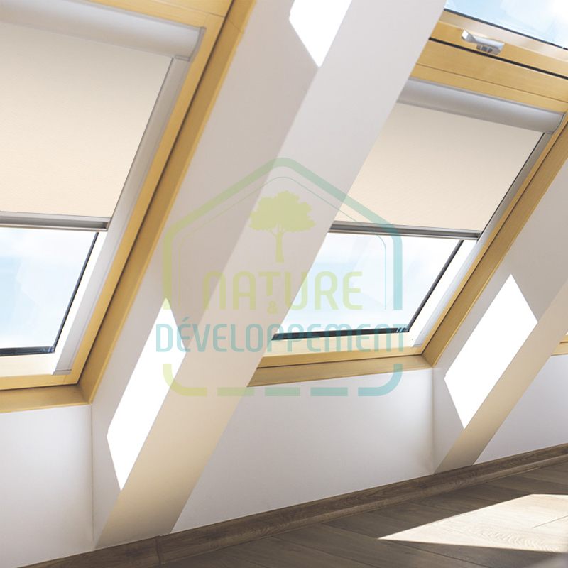 Store électrique occultant pour fenêtre Fakro ARF Z-WAVE couleur 053