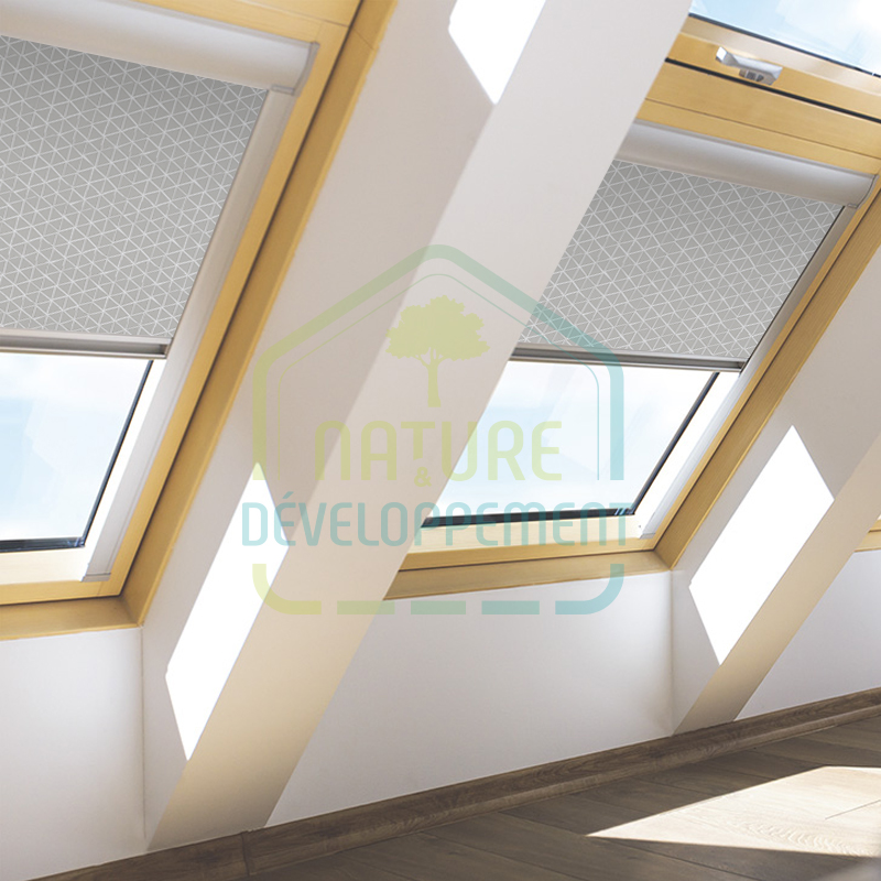 Store électrique occultant pour fenêtre Fakro ARF Z-WAVE couleur 277