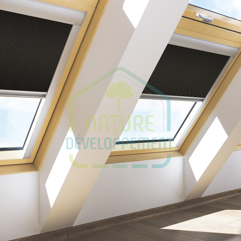 Store électrique occultant pour fenêtre Fakro ARF Z-WAVE couleur 226