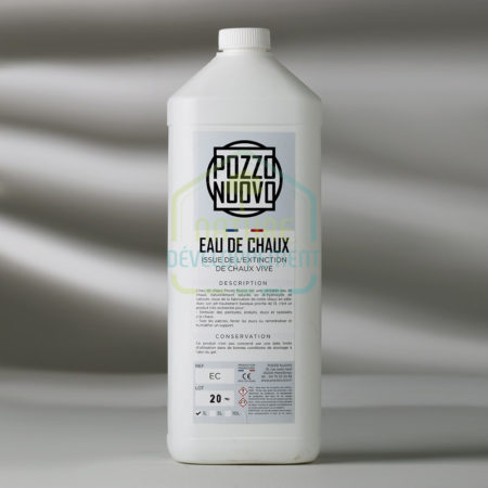 Eau de chaux issue de la fabrication de la chaux en pâte Pozzo Nuovo