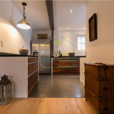 Marius Aurenti - Béton ciré pour sol, mur, terrasse et plan de travail